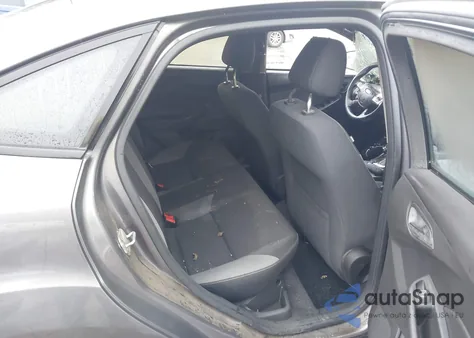 2012 Ford Focus Se z USA, uszkodzony, nr VIN 1FAHP3F2XCL220683